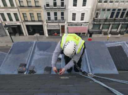 Work On A Roof Without Scaffolding